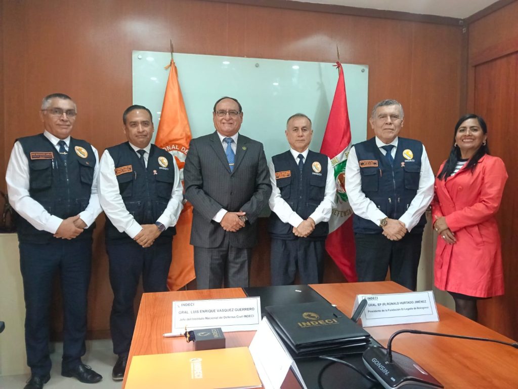 Firma Convenio con INDECI whatsapp image 2026 08 19 at 08.59.05